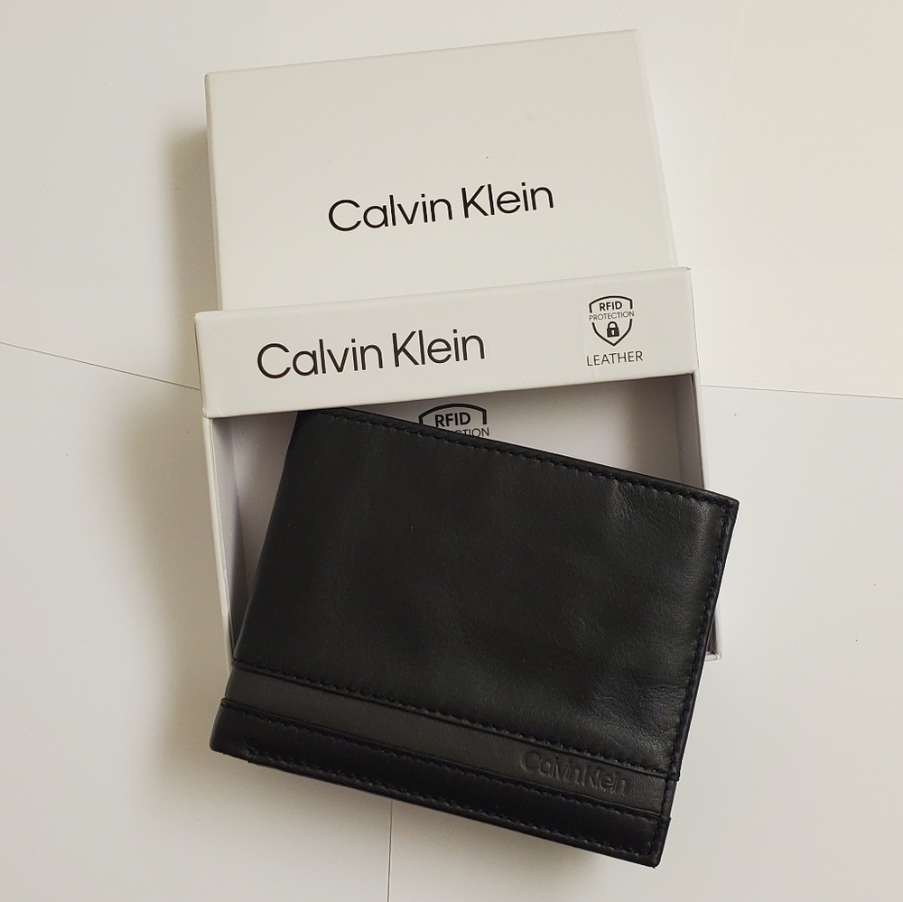 New Calvin Klein black mens real leather wallet